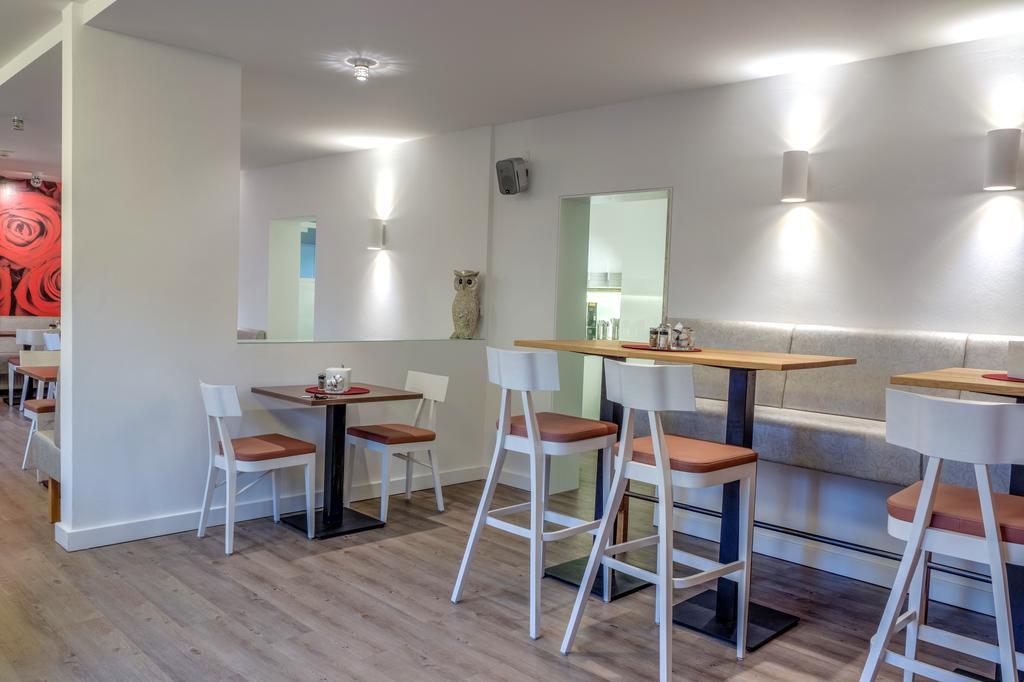 Hotel Am Blumenhaus 2*